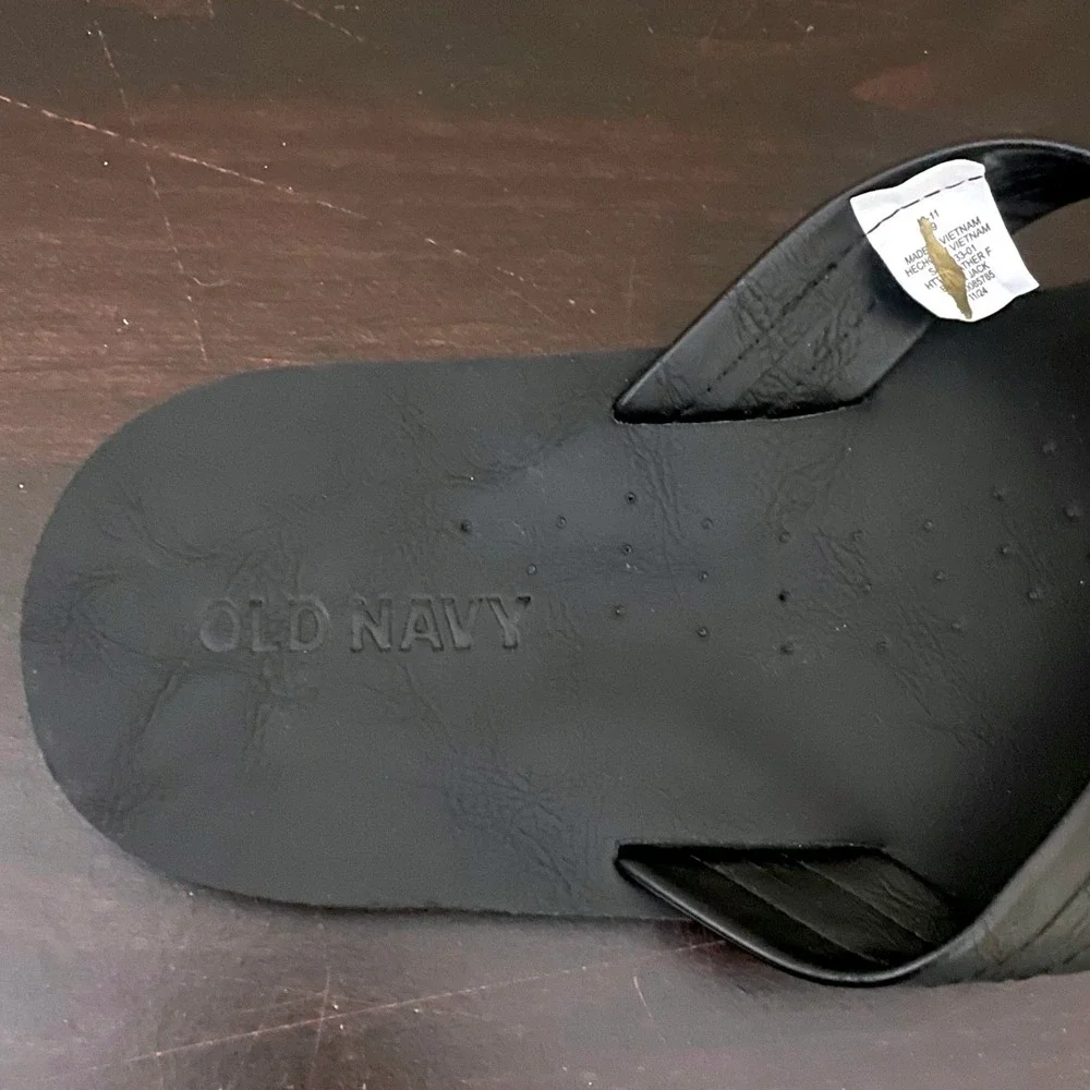Old Navy Mens Faux Leather Flip Flop Sandals Black Jack Size 10-11 681533-01